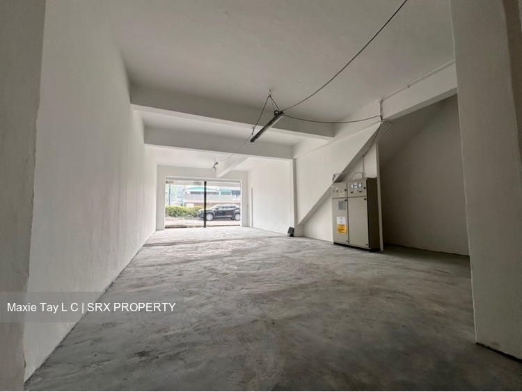 SERANGOON GARDEN WAY (D19), Office #629259361